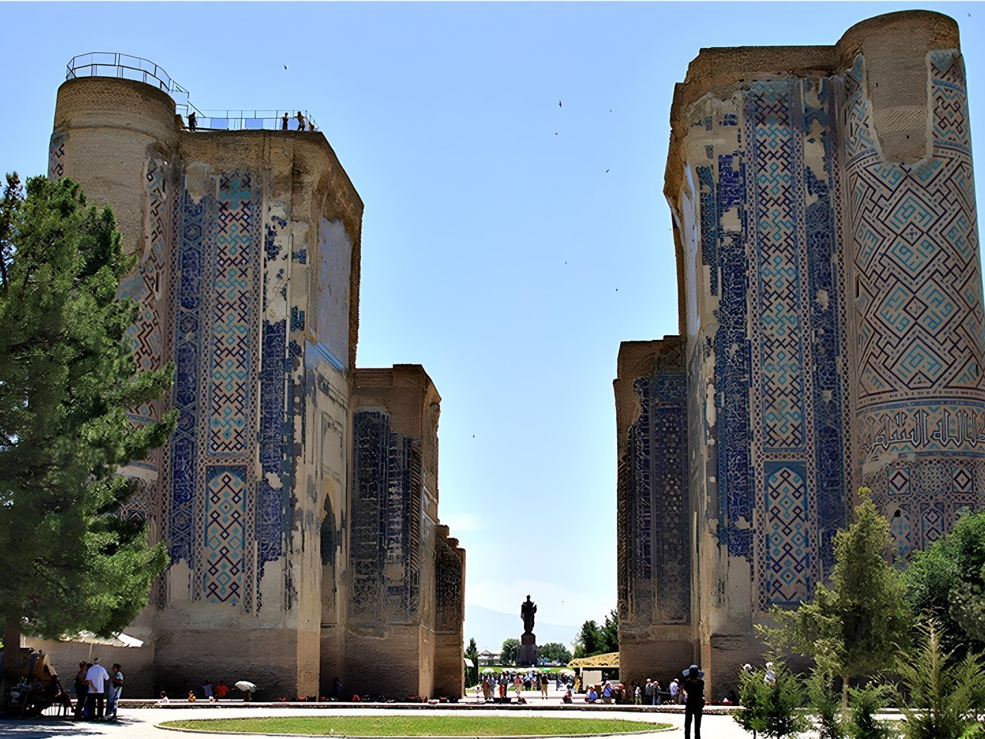 Shahrisabz — Ak-Saray Palace portal